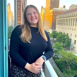 Meet your Posher, Ariana